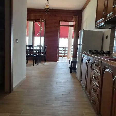 Aparthotel Vila Elezi