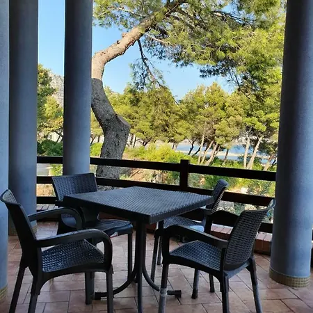 Vila Elezi Aparthotel Shëngjin