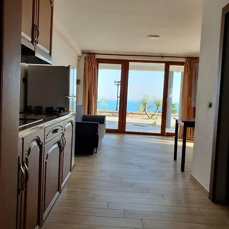 Vila Elezi Aparthotel Shëngjin