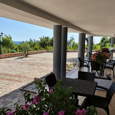Aparthotel Vila Elezi Shëngjin