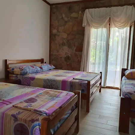 Vila Elezi * Shengjin