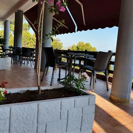 Vila Elezi Aparthotel *