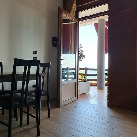 Vila Elezi Shengjin