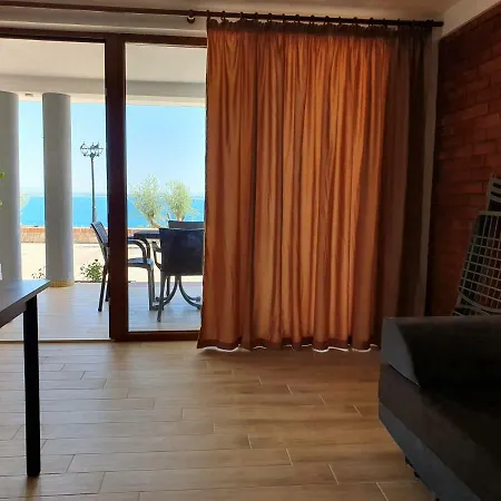 Vila Elezi Aparthotel