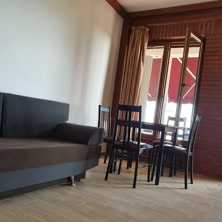 Vila Elezi *
